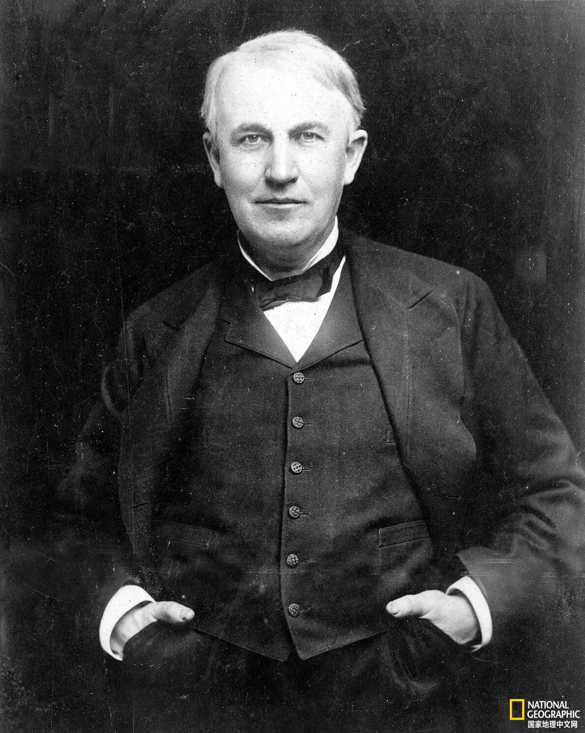 爱迪生简介(爱迪生发明的是灯泡?还是白炽灯?)