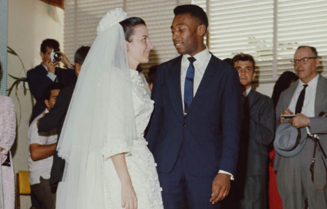 贝利简介(75岁迎娶日本人,如今健康堪忧,网友:结婚6年像老了20年)