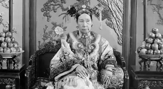 陈天华简介(爱国志士陈天华,因何被誉为唤醒睡狮的人)