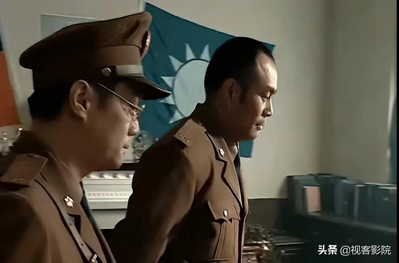 楚云飞简介(楚云飞左膀右臂,为什么在抗日战争结束后没有随楚云飞高升?)