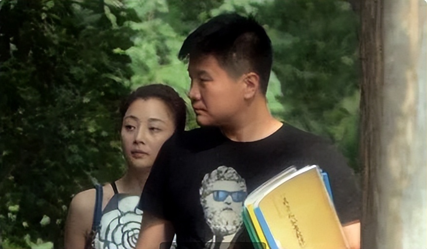 冻龄美女殷桃简介（她的意中人是谁？本可以靠颜值吃饭，却靠演技）