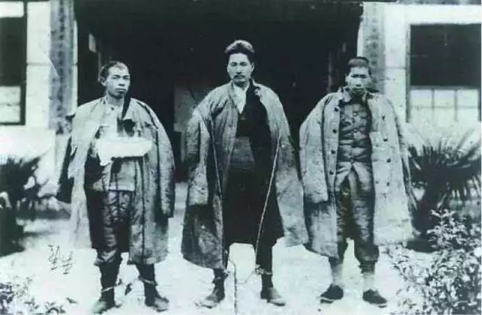 方志敏简介(中国的红星:方志敏)