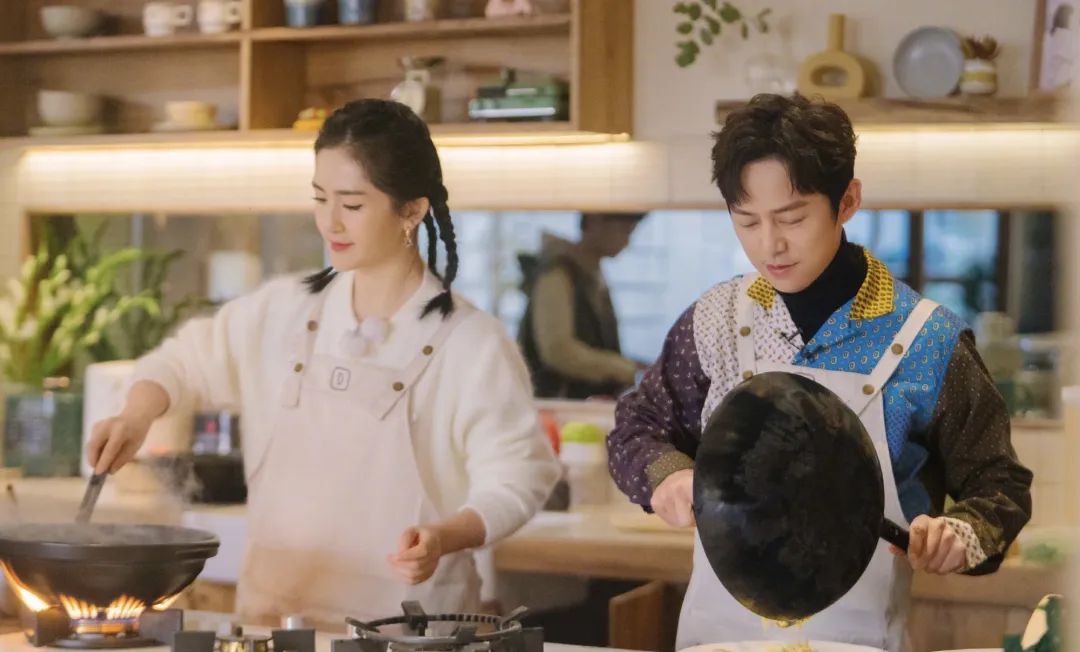 何炅个人简介(何炅谢娜友谊化为泡影?何炅生日,快乐家族无人公开祝福)