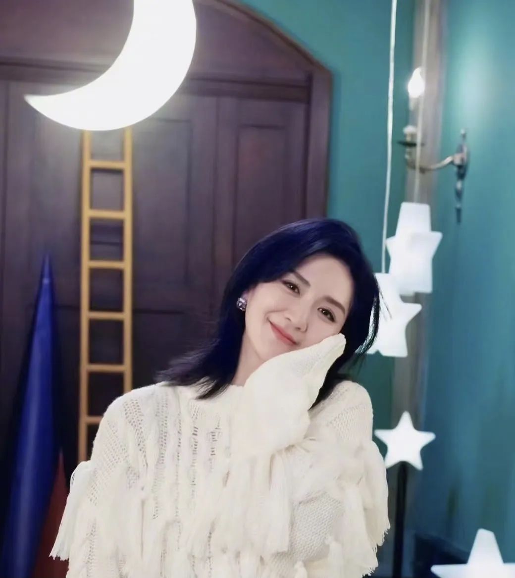 何炅个人简介(何炅谢娜友谊化为泡影?何炅生日,快乐家族无人公开祝福)