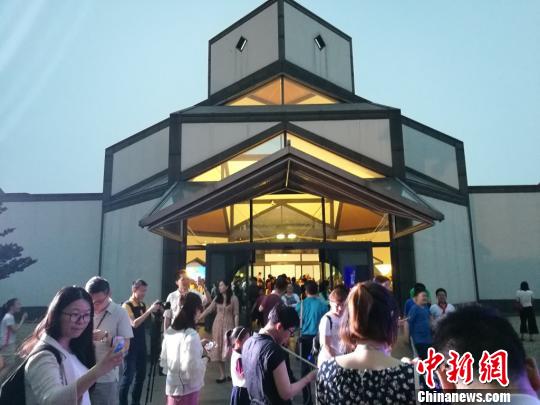 华裔建筑大师贝聿铭简介（贝聿铭5月16日去世 享年102岁）