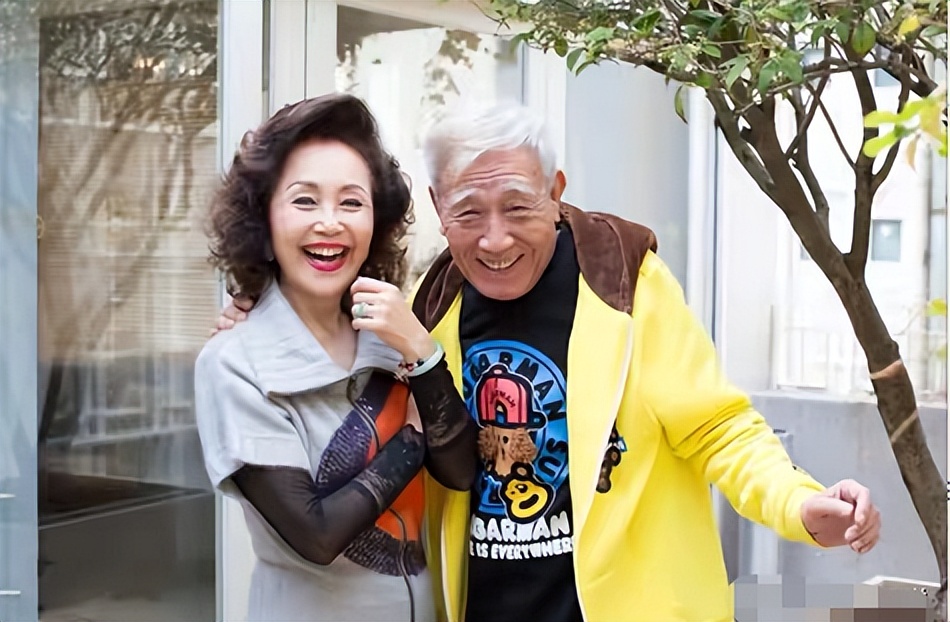 “急智歌王”张帝简介(三婚娶了女儿闺蜜,相差33岁的爱情却如胶似漆)