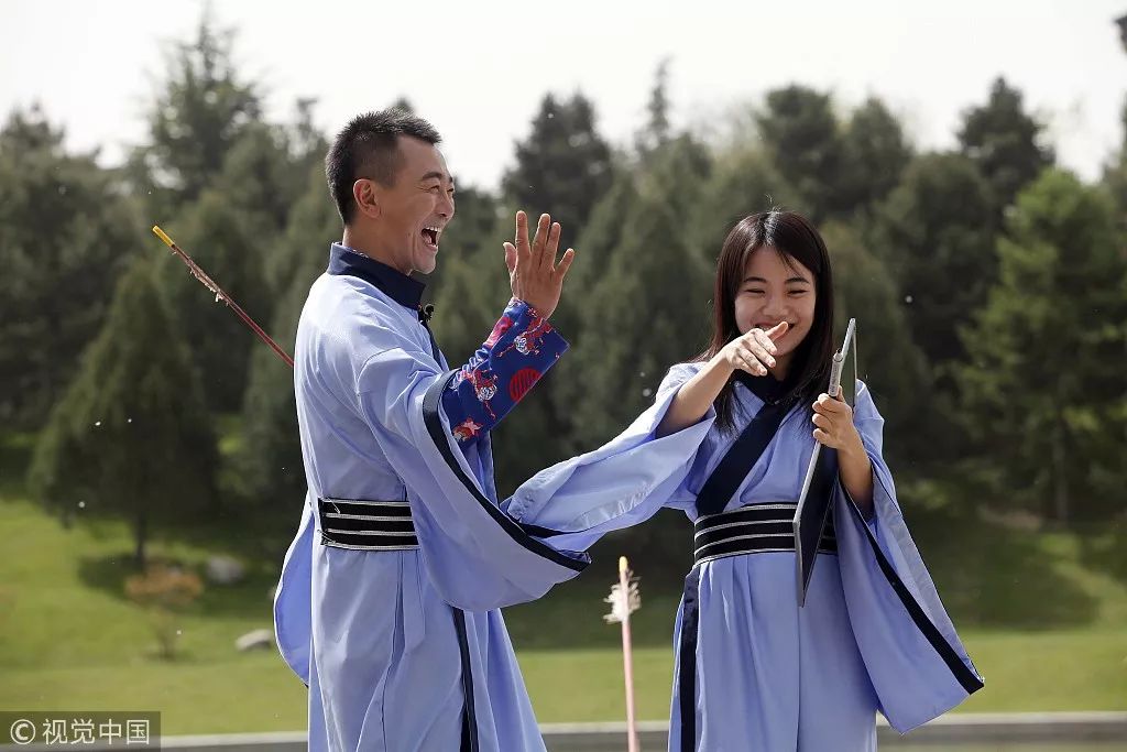 蒋方舟简介(蒋方舟:30岁,我才刚上场)