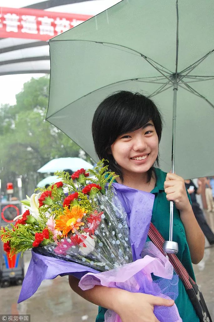 蒋方舟简介(蒋方舟:30岁,我才刚上场)