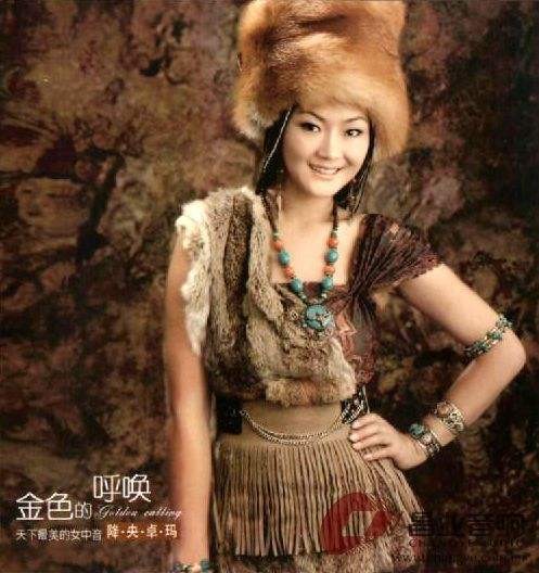 降央卓玛简介（降央卓玛：嫁普通老公，给5个兄弟买车，被婆婆当亲女儿疼爱）