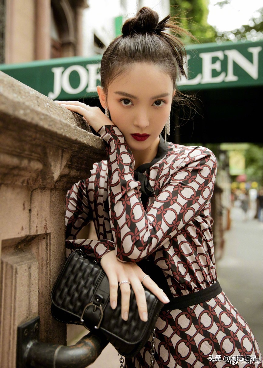 90后女星金晨个人资料简介及老公(绯闻男友高达10个!靠炒绯闻出名的金晨,被称海后)