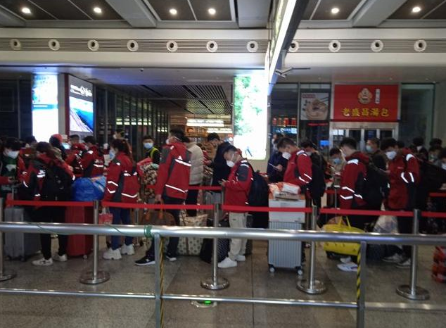 京东刘强东简介(自己卸任不多久,京东快递又遇上了麻烦事?)