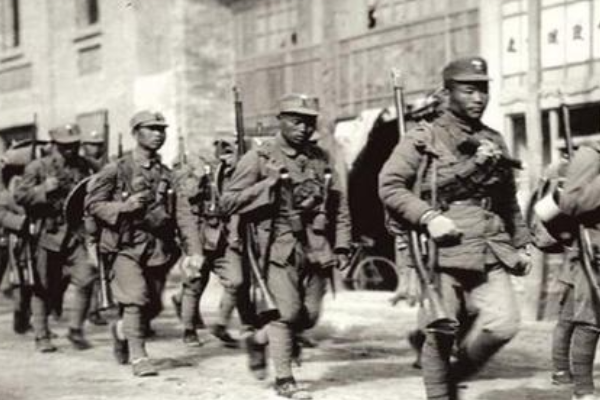 抗日名将王铭章简介(多次为其题词,他做出了什么贡献?)