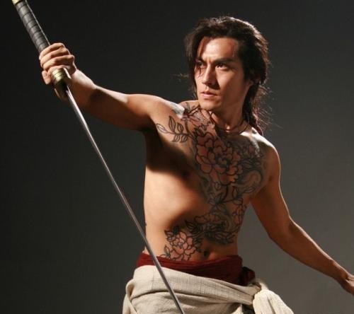 燕青简介(浪子燕青简介,燕青是怎么上的梁山?)