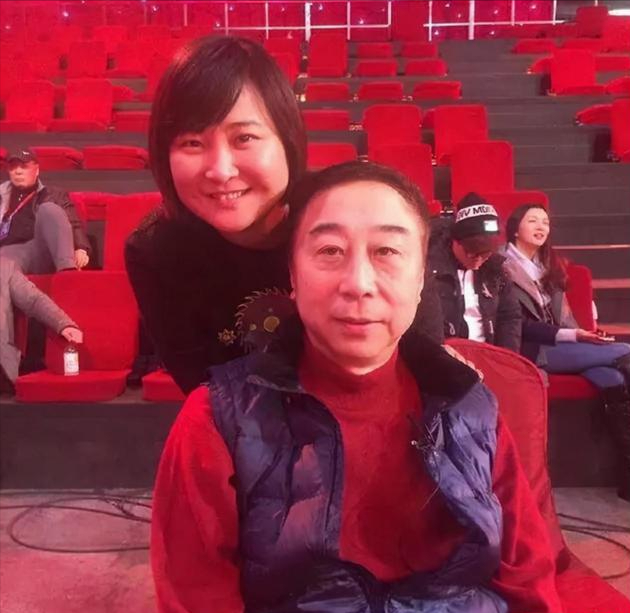 李焕英简介(让逝去的母亲流传后世,风光背后有泪水)