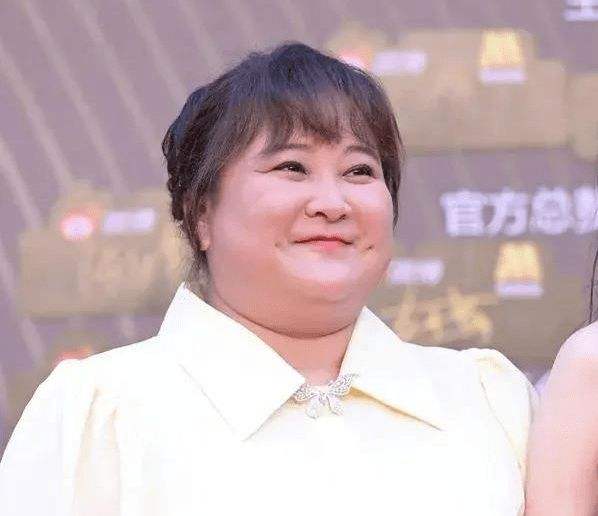 李焕英简介(让逝去的母亲流传后世,风光背后有泪水)