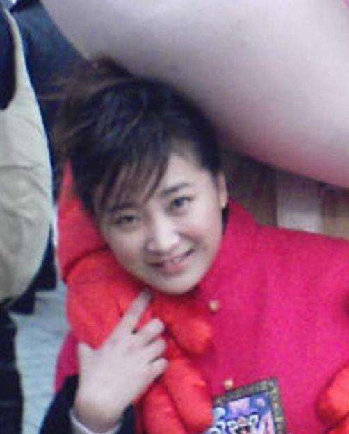 李焕英简介(让逝去的母亲流传后世,风光背后有泪水)