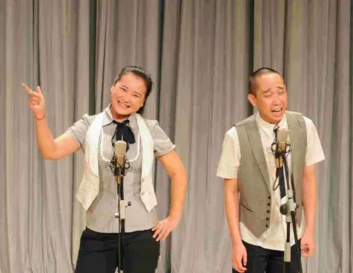 李焕英简介(让逝去的母亲流传后世,风光背后有泪水)