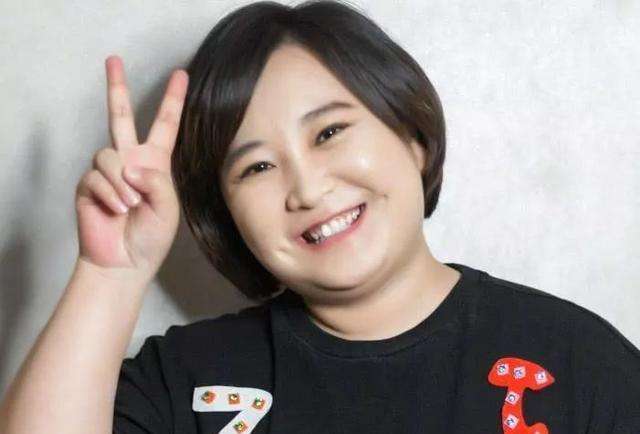 李焕英简介(让逝去的母亲流传后世,风光背后有泪水)