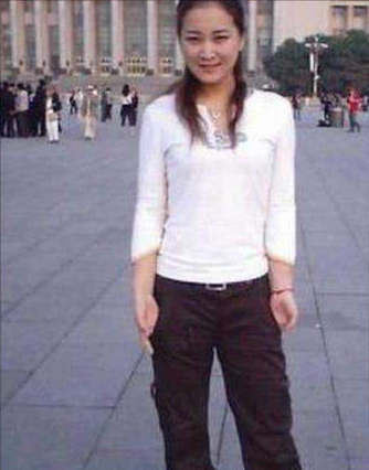 李焕英简介(让逝去的母亲流传后世,风光背后有泪水)