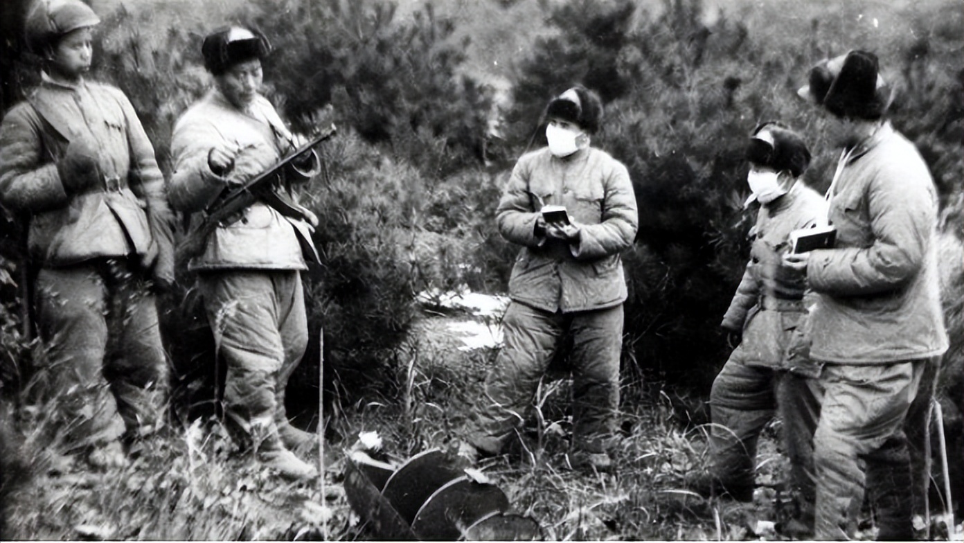 李湘简介(李湘军长翻看美军扔下的空壳弹,结果7天后骤然身亡)