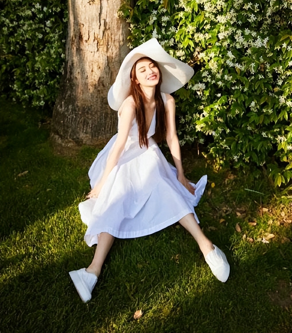 刘翔的简介(和葛天结婚不到一年离婚,二婚娶初恋吴莎,现婚姻状况如何)