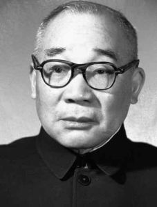 马寅初简介(马寅初有一妻一妾,小妾是他女儿的同学,妻妾和睦,寿至百岁)