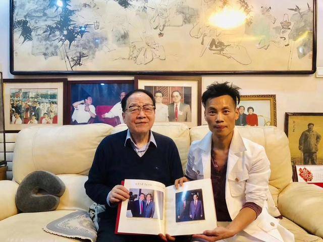 聂枭简介(“伪大师”聂枭,桀骜不驯,除成功割了“韭菜”,压根就没成功过)