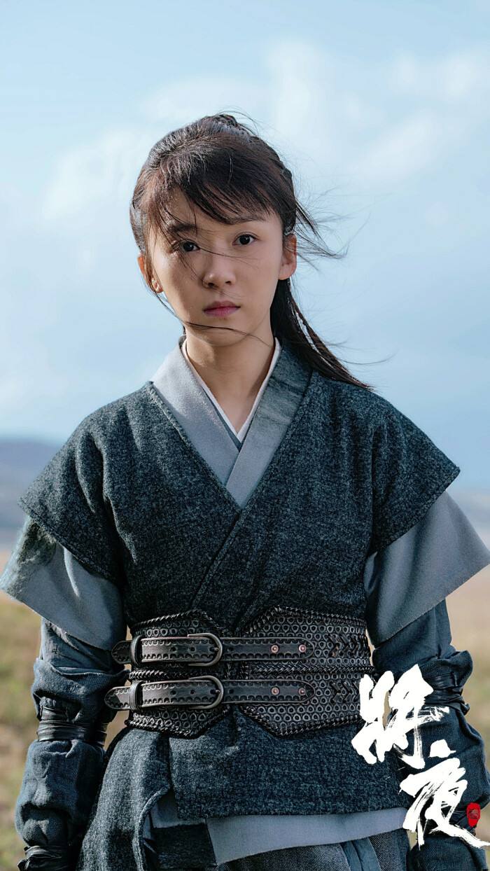 宋伊人的个人资料简介(“清纯校花”宋伊人:出道多年不温不火,如今被传背后有人撑腰)