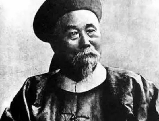 清朝海军萨镇冰简介(总司令萨镇冰,49年坚持留大陆,听闻志愿军胜利流出热泪)