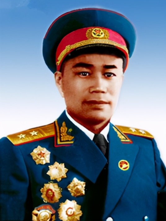 王近山简介(一代战将王近山将军的简历)