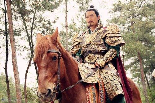 王世充简介(王世充本可得天下,却开会成瘾,逼反秦琼、程咬金:实在太啰嗦了)