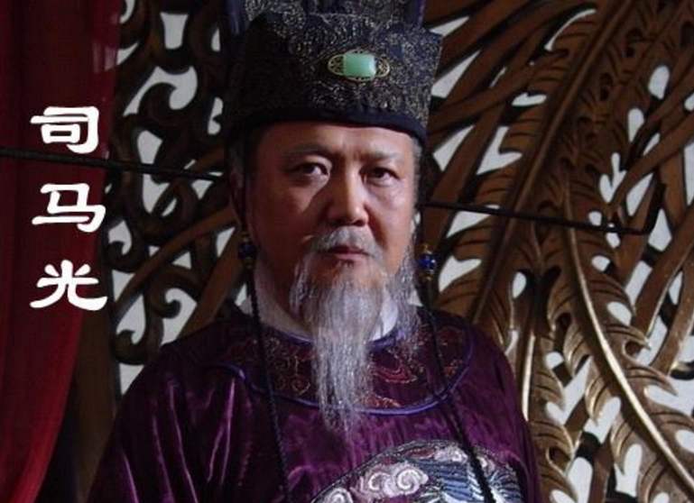 王世充简介(王世充本可得天下,却开会成瘾,逼反秦琼、程咬金:实在太啰嗦了)