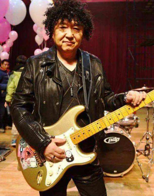 相声于谦简介（娶19岁女学生，不赚钱时靠老婆养，两个儿子归郭德纲管）