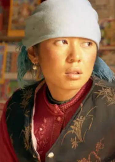 “性感尤物”余男的个人资料简介(生猛人生,和她的唏嘘情史)