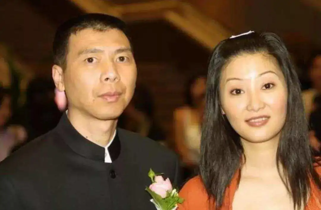 徐帆简介(徐帆当年这么红,为何还做第三者,插足别人的婚姻?)