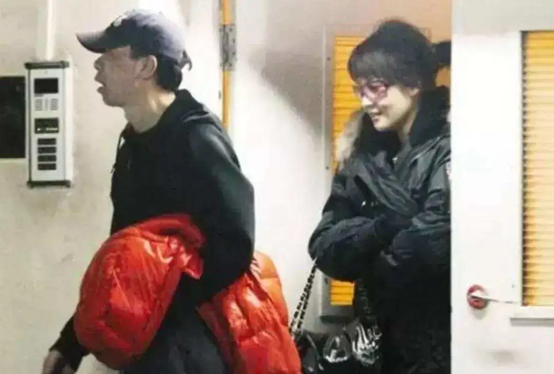 徐帆简介(徐帆当年这么红,为何还做第三者,插足别人的婚姻?)