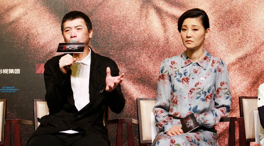 徐帆简介(徐帆当年这么红,为何还做第三者,插足别人的婚姻?)