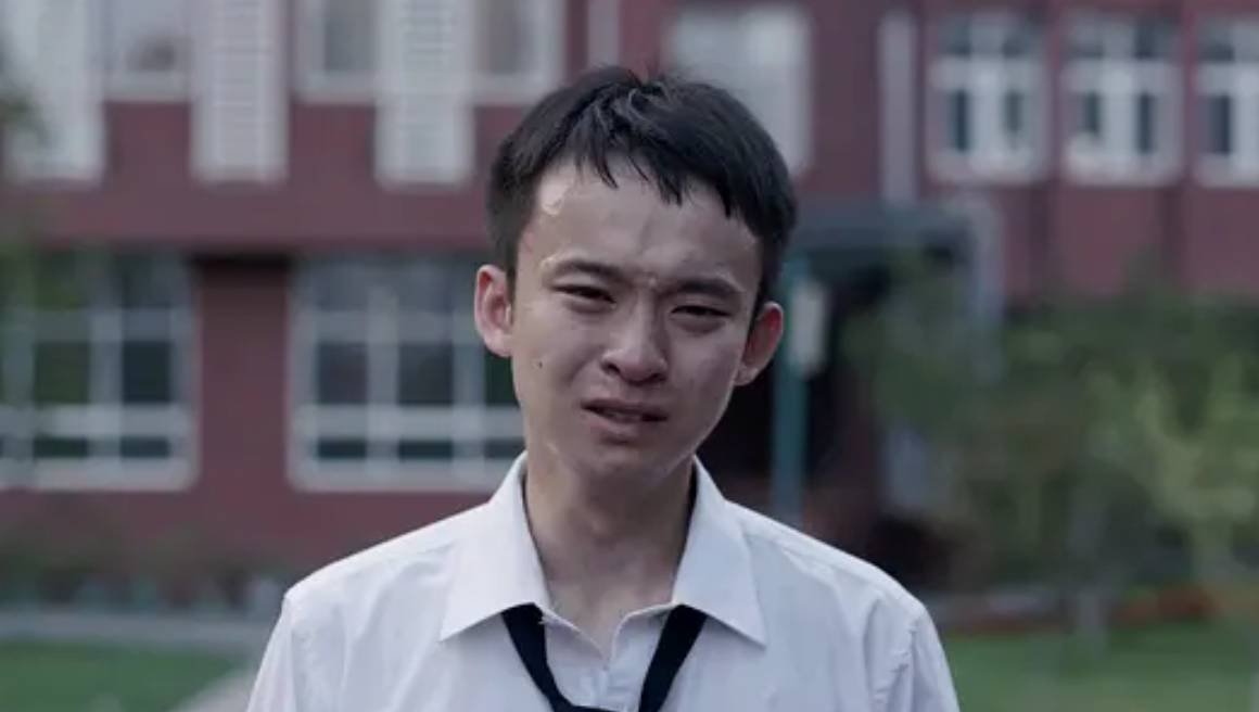 演员董子健个人资料简介(妈妈是王京花,19岁一炮而红,他的家庭不简单)