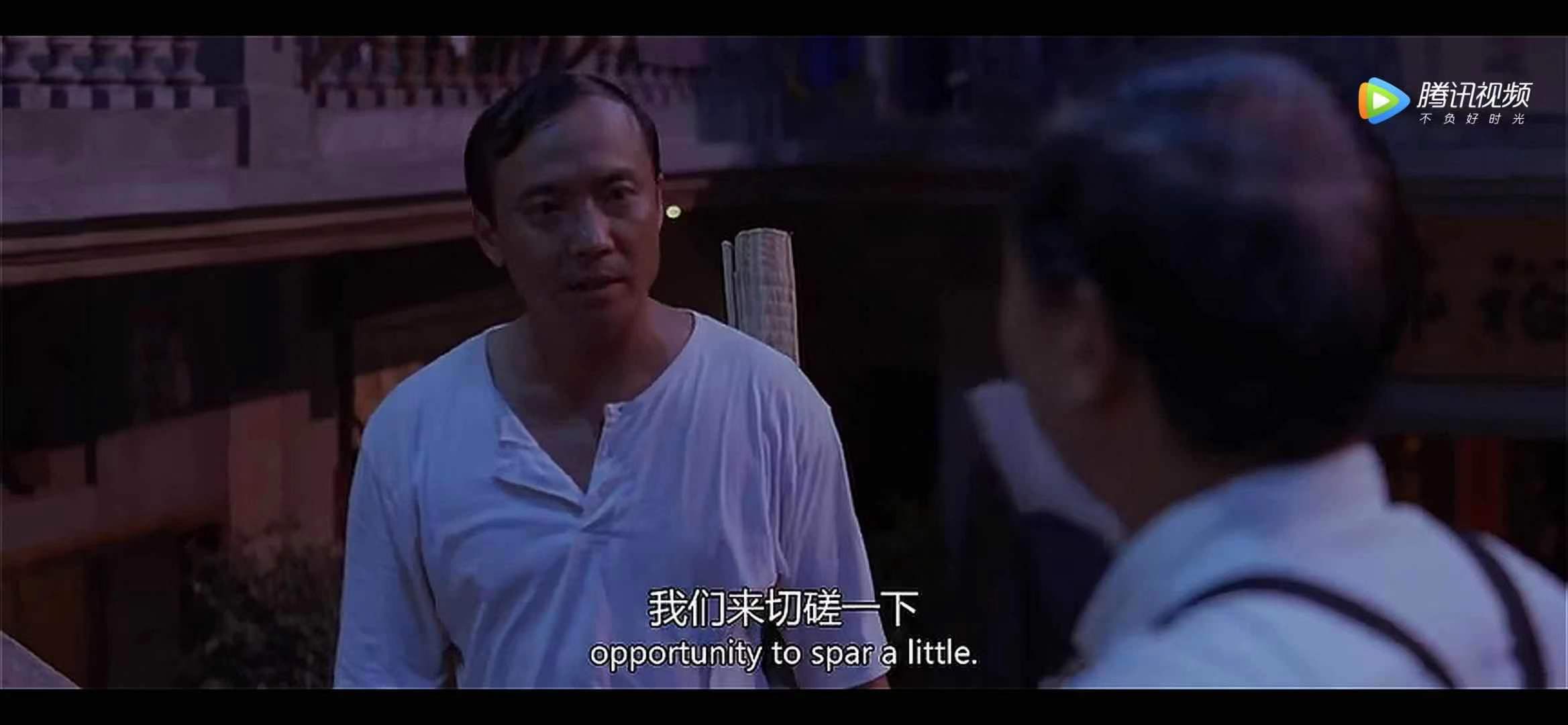 演员董子健个人资料简介(妈妈是王京花,19岁一炮而红,他的家庭不简单)