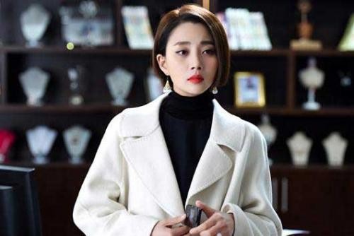 演员殷桃的个人资料简介(一段失败的婚姻,情史一波三折,42岁依旧)