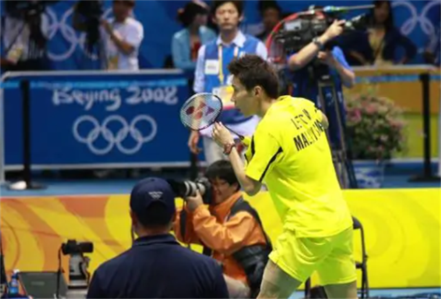 羽坛名将李宗伟简介(马来西亚的英雄)