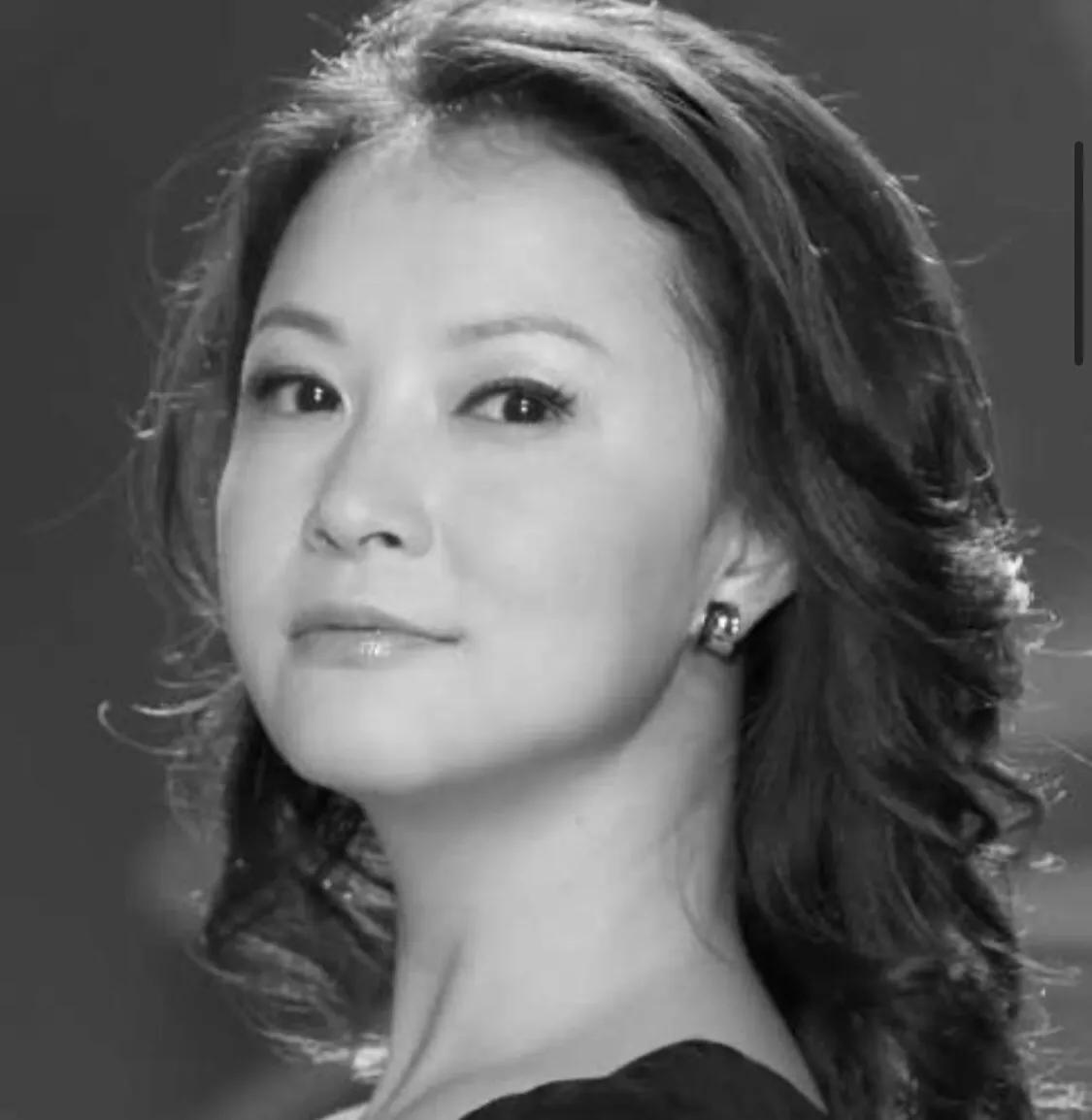 袁鸣简介(上海台曾经的皇牌主持袁鸣)