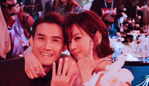 好丈夫陈松伶老公张铎简介(娶大8岁的妻子,姐弟恋多年如一日,至今恩爱如初)