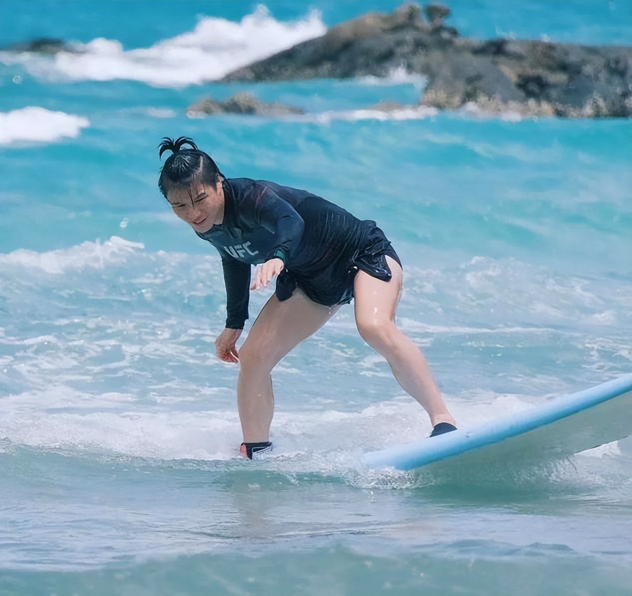 张伟丽个人简介(张伟丽重回巅峰再获大奖)