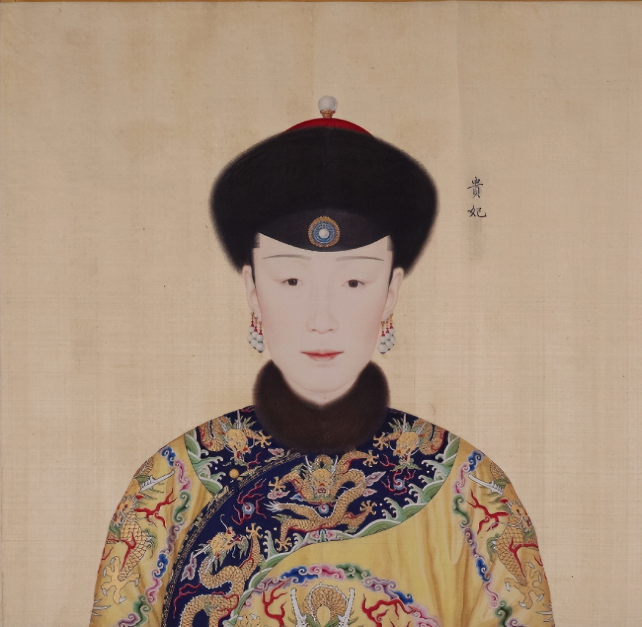 甄嬛简介(一生不被宠爱,却活成了如今女人羡慕的样子)