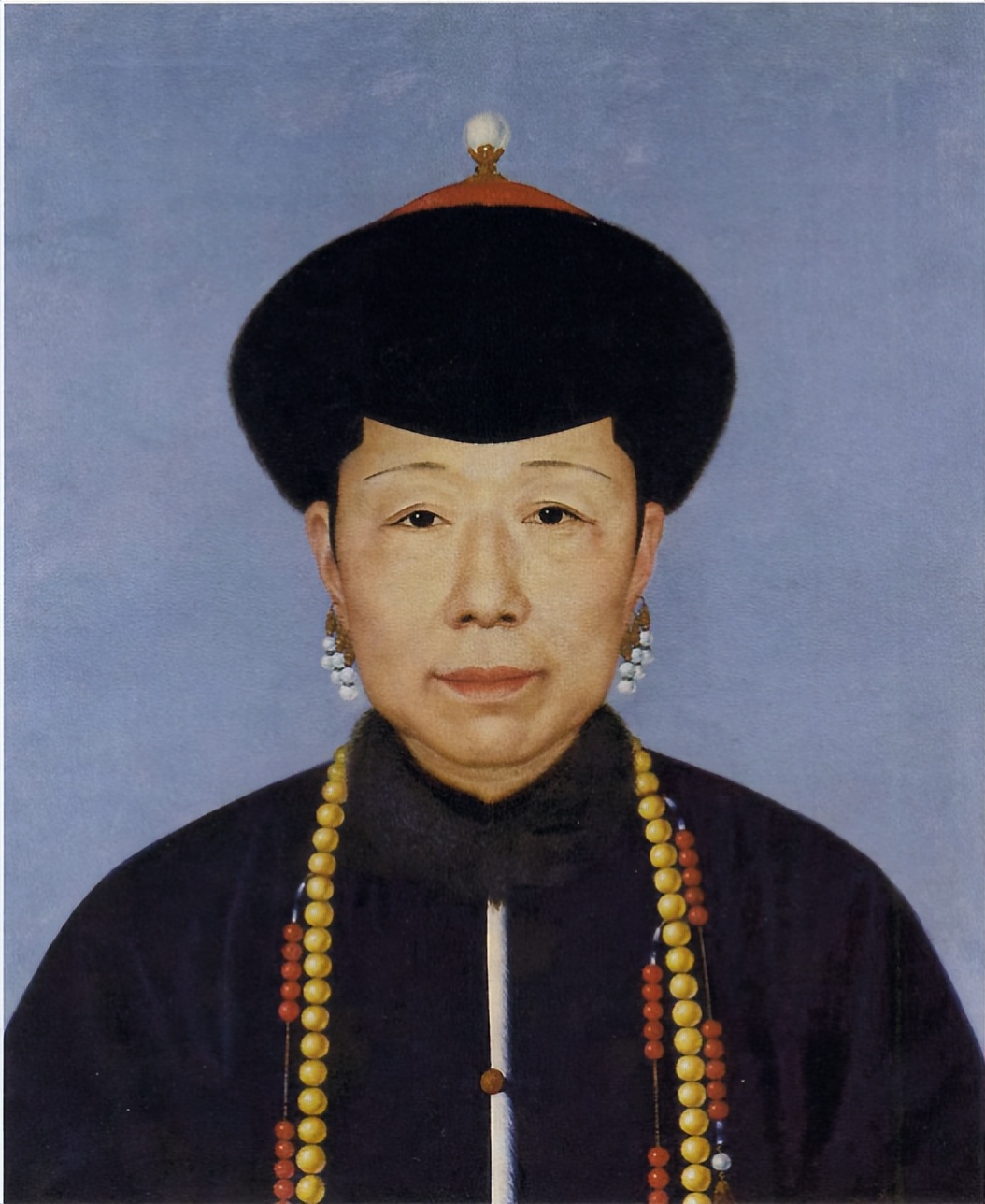 甄嬛简介(一生不被宠爱,却活成了如今女人羡慕的样子)