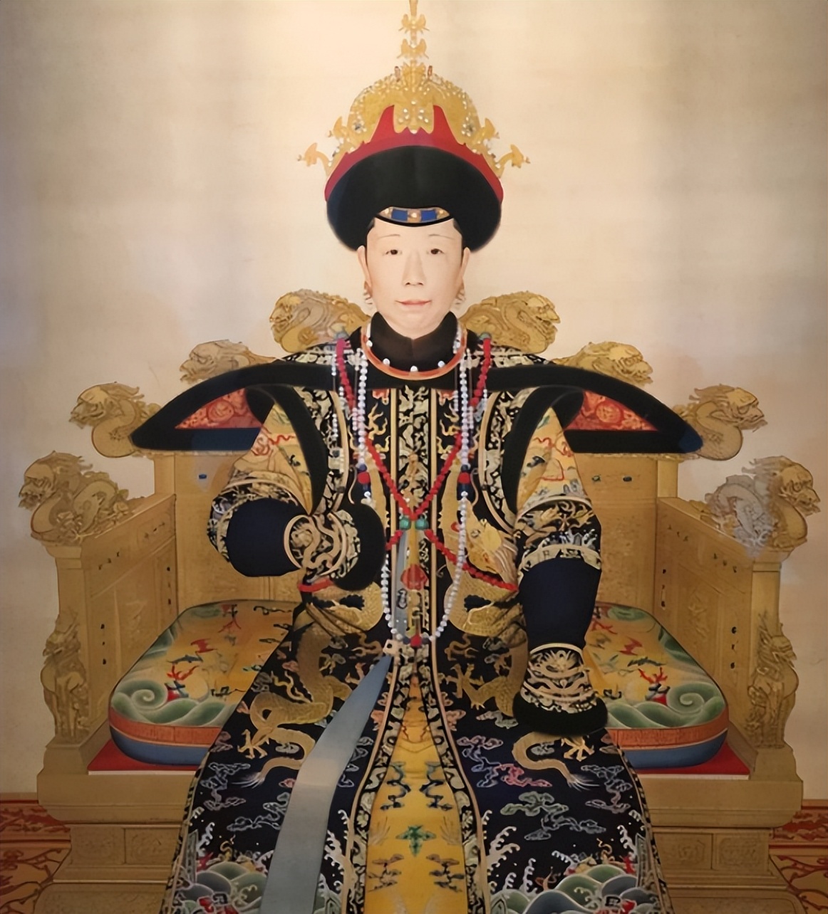 甄嬛简介(一生不被宠爱,却活成了如今女人羡慕的样子)