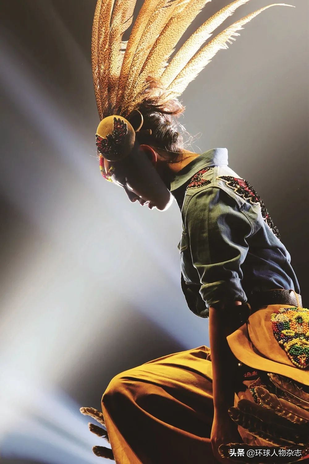 周笔畅出道17年周笔畅简介(一场“被打造”和“反抗被打造”的战争)