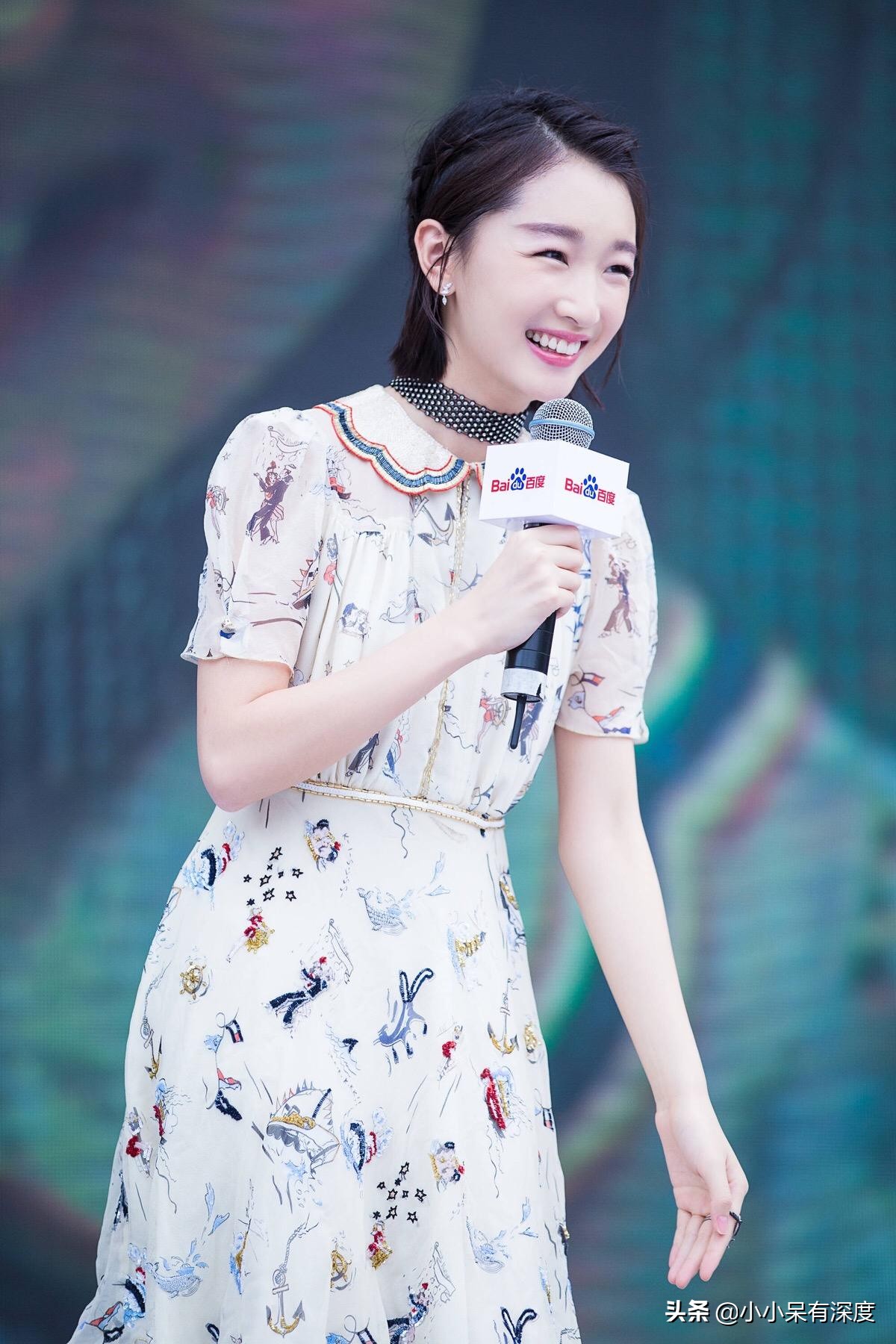 周冬雨简介(她和一位男友、三位绯闻男友的瓜,周冬雨的婚恋困局)