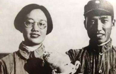 左权简介(为掩护彭德怀等牺牲,死后妻子嫁其秘书,唯一后人承其遗志)